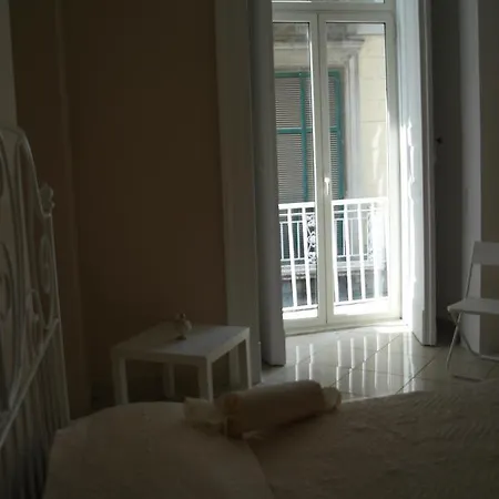 아 두에 파시 다 단테 4*