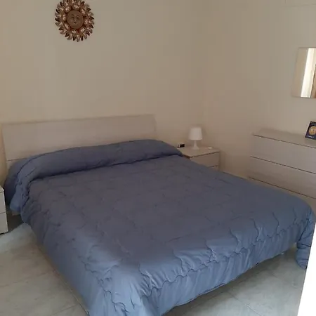 A Due Passi Da Dante 4* Napels