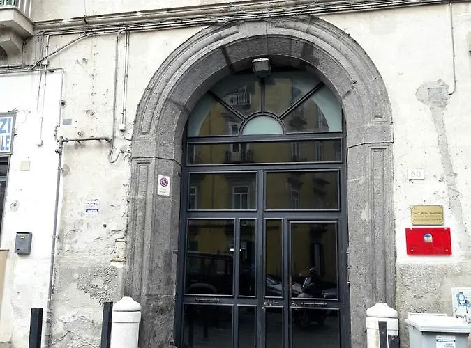 A Due Passi Da Dante Bed & Breakfast