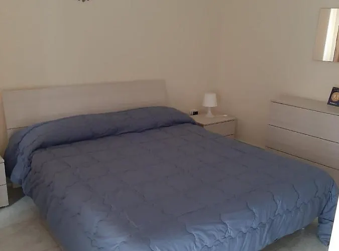 A Due Passi Da Dante 4* Napoli
