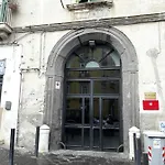 A Due Passi Da Dante Oda ve Kahvaltı