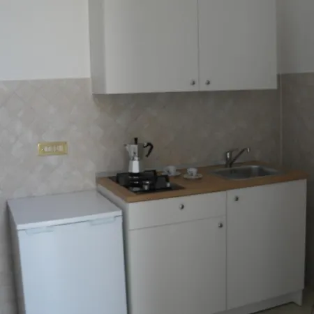 A Due Passi Da Dante 4* Nápoly